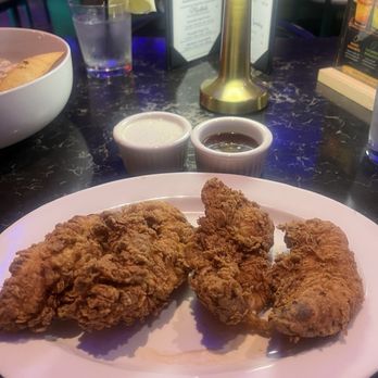 Six Seven Five Lounge - Chicken strips - Lounges Near Me - Inglewood, California Six Seven Five Lounge - Chicken strips - Lounges Near Me - Inglewood, California