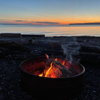 Semiahmoo Resort, Golf & Spa - Campfire on the beach! - Hotels Near Me - Blaine, Washington