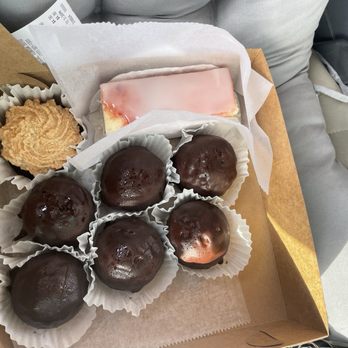 Cafe Mozart - Rum balls , eat up! - Bakeries Near Me - Saint Petersburg, Florida Cafe Mozart - Rum balls , eat up! - Bakeries Near Me - Saint Petersburg, Florida
