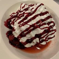 Jackpot Restaurant - Strawberry shortcake