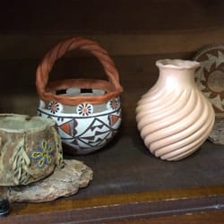 Flat Mountain Trading Company - Indian baskets and pottery.