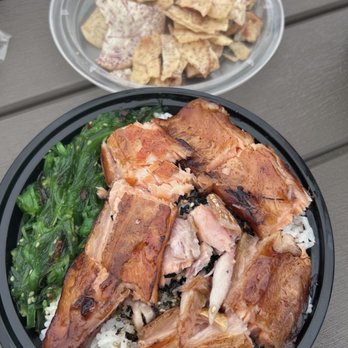 Seattle Fish Guys - Sinigang taro chips and smoked salmon belly bowl with seaweed salad - Seafood Markets Near Me - Seattle, Washington
