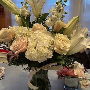Hillside Florist - Actual bouquet - Florists Near Me - Woburn, Massachusetts