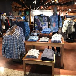 ExOfficio - Men's travel clothes