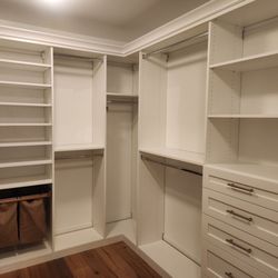 Closets by Karen