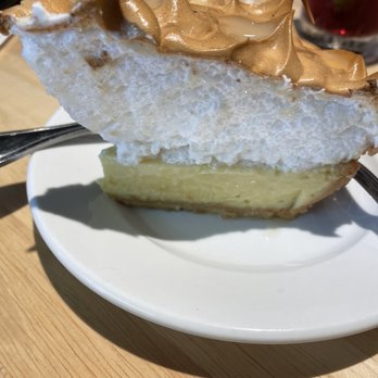 Captain Craig's Restaurant - Key lime pie - Seafood Near Me - Tavernier, Florida