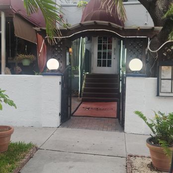 CasAntica - View from the Street - Italian Near Me - Sarasota, Florida