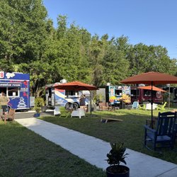 The Backyard - Food trucks to choose from