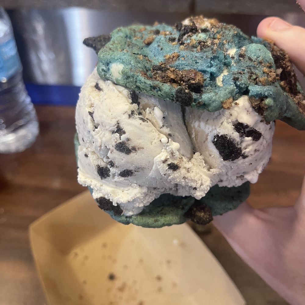 The Baked Bear - Cookie Custom Ice Cream Sandwich - Ice Cream & Frozen Yogurt Near Me - Austin, Texas The Baked Bear - Cookie Custom Ice Cream Sandwich - Ice Cream & Frozen Yogurt Near Me - Austin, Texas