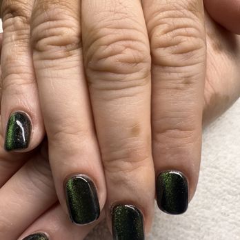 Diva Nails Spa & Wax Center - Cat eye green and black - Nail Salons Near Me - Campbell, California Diva Nails Spa & Wax Center - Cat eye green and black - Nail Salons Near Me - Campbell, California