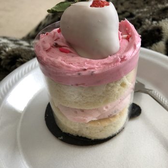 Made by Lia - Mini white cake with strawberry icing. - Bakeries Near Me - Florissant, Missouri