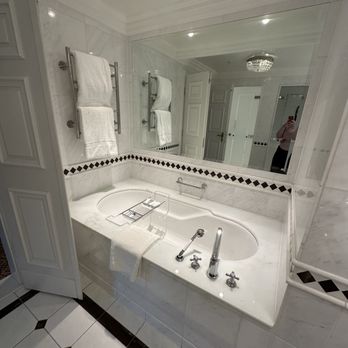 Powerscourt Hotel Autograph Collection - Hotels Near Me - Enniskerry, WW Powerscourt Hotel Autograph Collection - Hotels Near Me - Enniskerry, WW