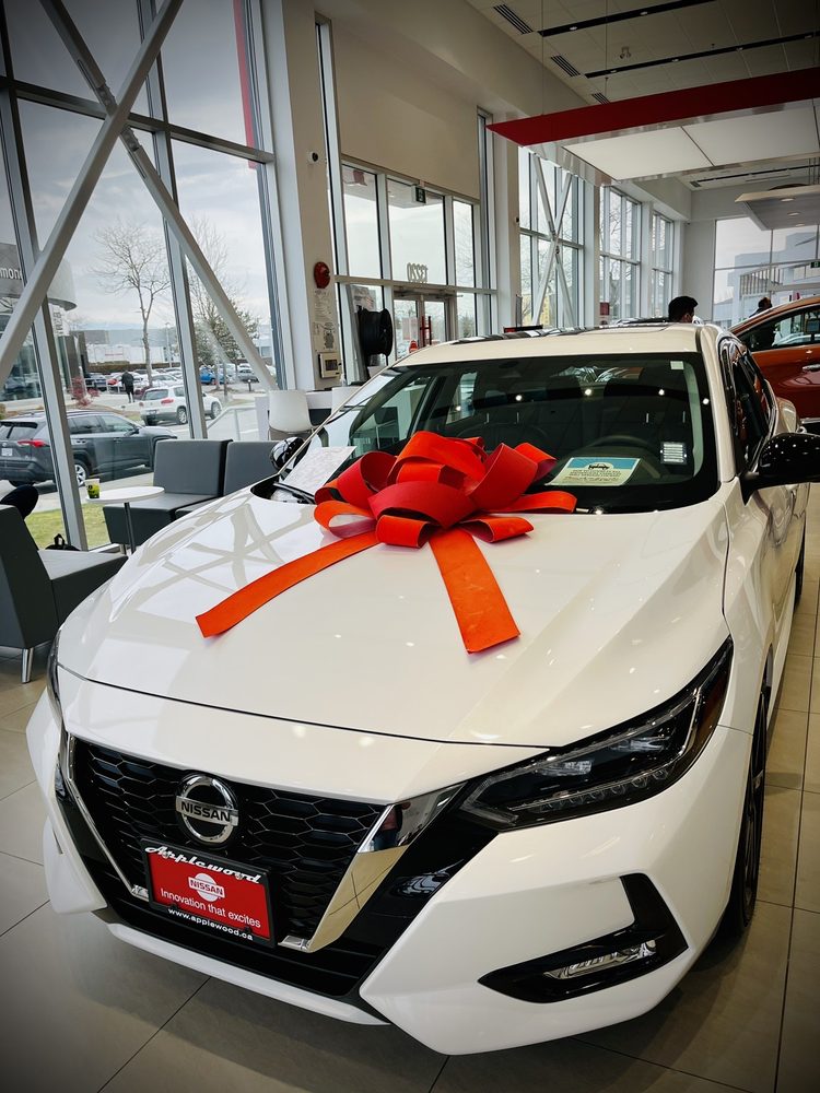 APPLEWOOD NISSAN Updated September 2024 39 Photos & 45 Reviews
