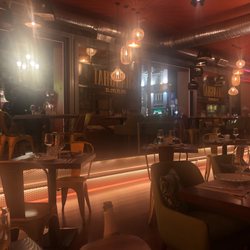 Shanghai Mama - Inside
