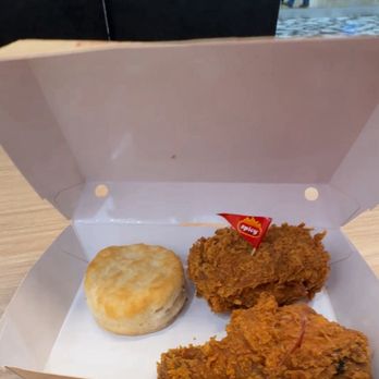 Jollibee - Chicken Shop Near Me - Ontario, California