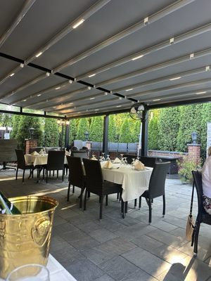 AMICI RESTAURANT & EVENTS BYOB by null