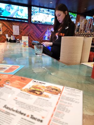 Hooters by null