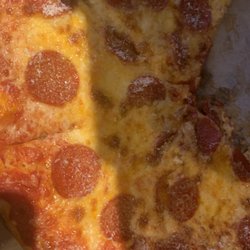 Manny's Pizza and Sub Shop - Pepperoni pizza