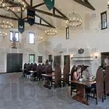 Clayshire Castle - The Grand Hall (photo taken by the Tribune/Star Bob Poynter). - Bed & Breakfast Near Me - Bowling Green, Indiana Clayshire Castle - The Grand Hall (photo taken by the Tribune/Star Bob Poynter). - Bed & Breakfast Near Me - Bowling Green, Indiana