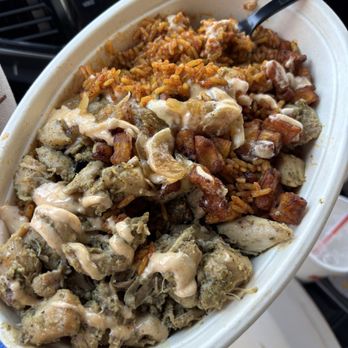 Jollof Bowl - Grilled chicken jollof rice bowl with fried plantains, yassa onions and suya aioli - African Near Me - Baltimore, Maryland Jollof Bowl - Grilled chicken jollof rice bowl with fried plantains, yassa onions and suya aioli - African Near Me - Baltimore, Maryland