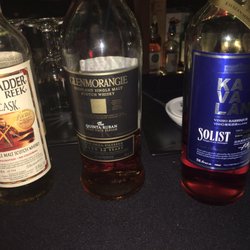 Grand Cru Restaurant & Whisky Bar - Whisky flights