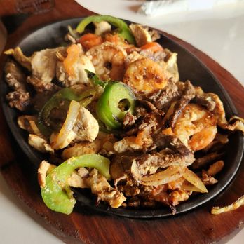Dulce Vida Tacos & Tequila - Mixed fajitas - Tacos Near Me - Oklahoma City, Oklahoma Dulce Vida Tacos & Tequila - Mixed fajitas - Tacos Near Me - Oklahoma City, Oklahoma