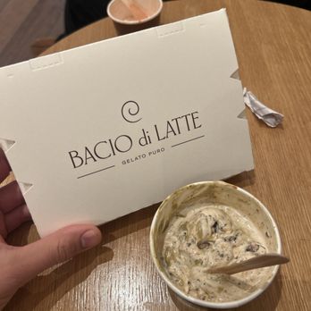 Bacio di Latte - Gelato Near Me - Calabasas, California Bacio di Latte - Gelato Near Me - Calabasas, California