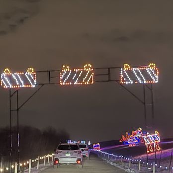 Willow Hill Lights - Holiday construction season, I guess? - Festivals Near Me - Northbrook, Illinois