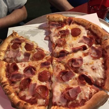 Benny's Pizza Pub - Pepperoni and ham - Pizza Near Me - Westland, Michigan Benny's Pizza Pub - Pepperoni and ham - Pizza Near Me - Westland, Michigan