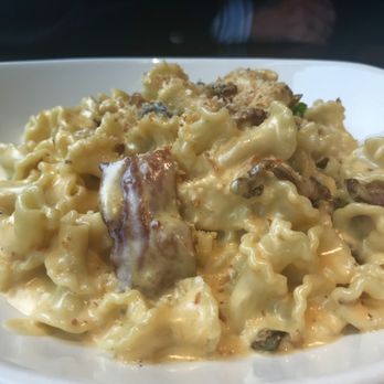 Yard House - Mac&Cheese 2. So much yum! - Vegetarian Near Me - Burbank, California