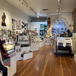 This place is cool ! Has so many different collections from different artists.