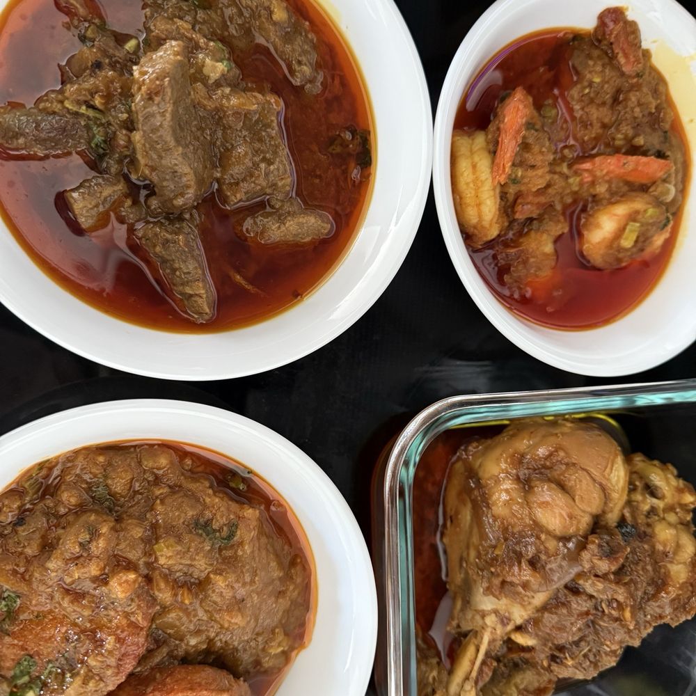 Ni Burmese - Beef curry, Fried Prawn Curry, Fish Cake Curry, Chicken drumsticks curry from Biryani - Burmese Near Me - Milwaukee, Wisconsin Ni Burmese - Beef curry, Fried Prawn Curry, Fish Cake Curry, Chicken drumsticks curry from Biryani - Burmese Near Me - Milwaukee, Wisconsin
