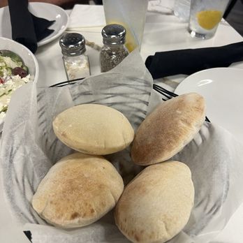 Dalia Mediterranean Grill & Cafe - Pita bread - Mediterranean Near Me - Katy, Texas