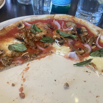 Base Pizzeria - Base with onions, sausage and mushrooms - Pizza Near Me - Phoenix, Arizona Base Pizzeria - Base with onions, sausage and mushrooms - Pizza Near Me - Phoenix, Arizona