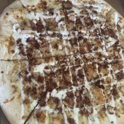Chicken bacon ranch pizza