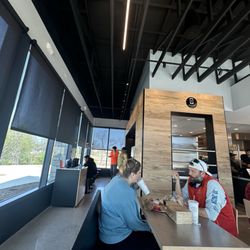 Chipotle Mexican Grill - Dining area