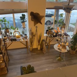 Candyl - Candle store - Interior Showroom