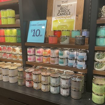 Bath & Body Works - Cosmetics & Beauty Supply Near Me - Beaumont, California