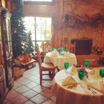 CEDARS ON THE BRAZOS - Hotels Near Me - Glen Rose, Texas CEDARS ON THE BRAZOS - Hotels Near Me - Glen Rose, Texas
