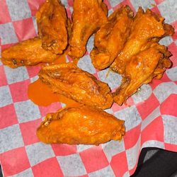 Glen Flora Tap & Grill - Buffalo Wings