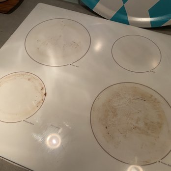 Texas Green Clean - This is my stove top AFTER the cleaners came, cleaned and left. This isn't permanent. I was able to get it nearly white with a little work. - Home Cleaning Near Me Texas Green Clean - This is my stove top AFTER the cleaners came, cleaned and left. This isn't permanent. I was able to get it nearly white with a little work. - Home Cleaning Near Me