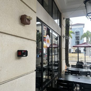Juici Patties - Caribbean Near Me - Miramar, Florida