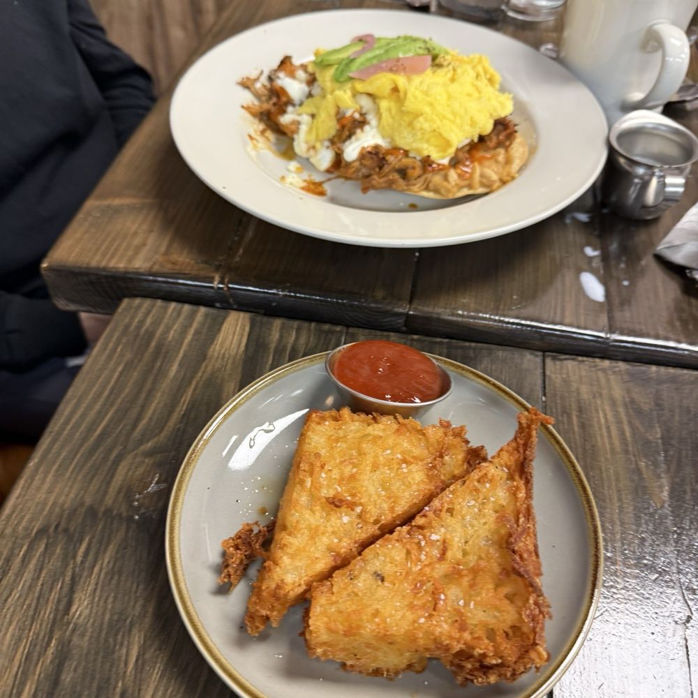Day N Nite - Smashed Potatoes with huevos rancheros in the background - New American Near Me - Heber City, Utah