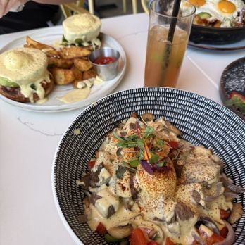 OEB Breakfast - Newport Beach - Breakfast & Brunch Near Me - Newport Beach, California OEB Breakfast - Newport Beach - Breakfast & Brunch Near Me - Newport Beach, California