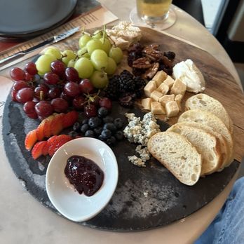 Coctel Lounge - Charcuterie board - Lounges Near Me - Mont Belvieu, Texas