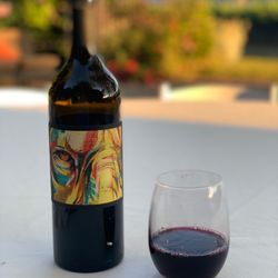 Harvest Inn - Complimentary wine from the Whitehall winery because their vineyard backs up to the back terrace.