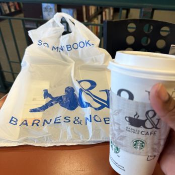 Barnes & Noble - Bookstores Near Me - Pembroke Pines, Florida Barnes & Noble - Bookstores Near Me - Pembroke Pines, Florida