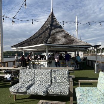 Drift Bar - Bars Near Me - River Bluff, Kentucky