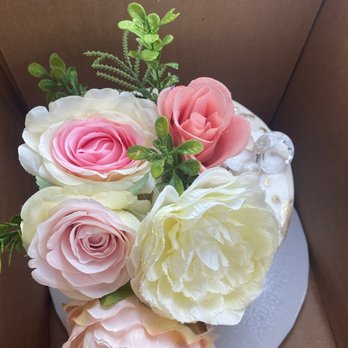 Sugargirl Bakery - Looks nothing like the cake I originally ordered and saw, I'm sorry.... - Bakeries Near Me - Bronx, New York Sugargirl Bakery - Looks nothing like the cake I originally ordered and saw, I'm sorry.... - Bakeries Near Me - Bronx, New York