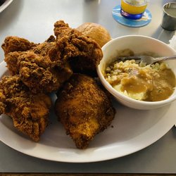 TJ's Hometown Bar & Grill - Chicken Broast